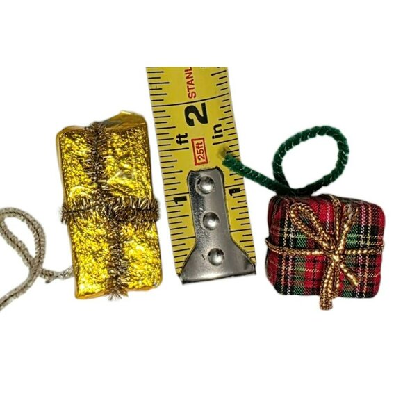 Vintage Christmas Tree Ornaments Lot Candy Canes Balls Gift Boxes Red Bird MCM - Picture 9 of 10